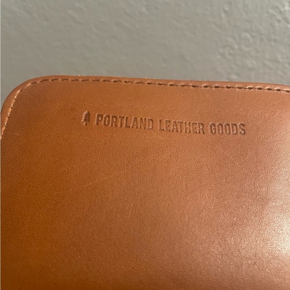 Portland Leather Small Zip Wallet in Honey - Picture 5 of 5